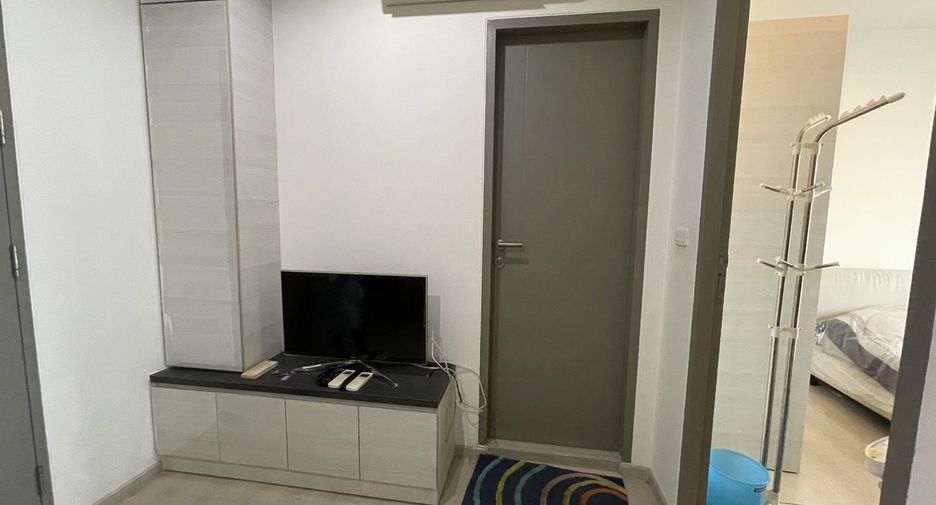 For rent 1 bed condo in Huai Khwang, Bangkok