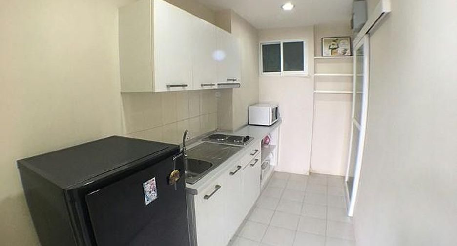 Продажа и аренда студия кондо в Сатхон, Бангкок