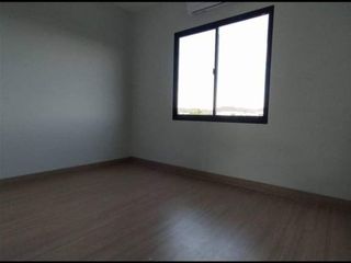 For sale 4 bedrooms townhouse in Khlong Sam Wa, Bangkok