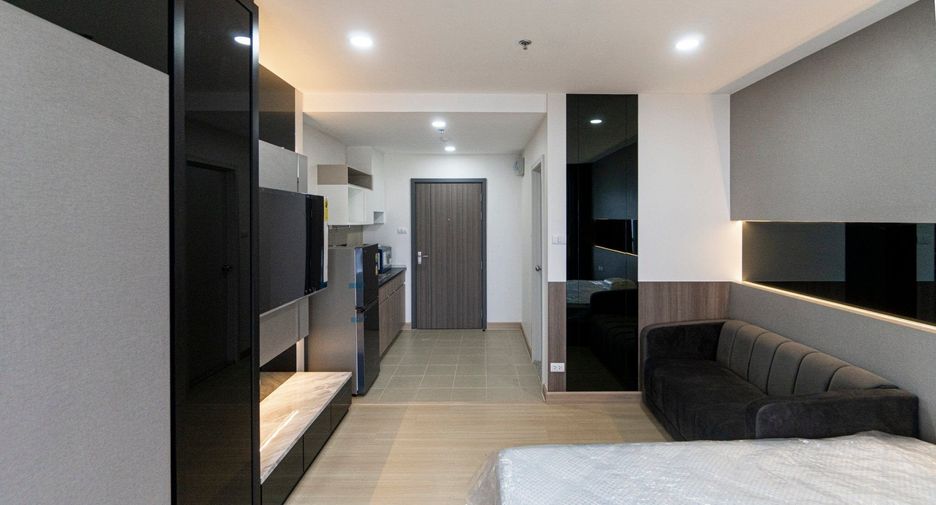 À louer studio condo à Huai Khwang, Bangkok