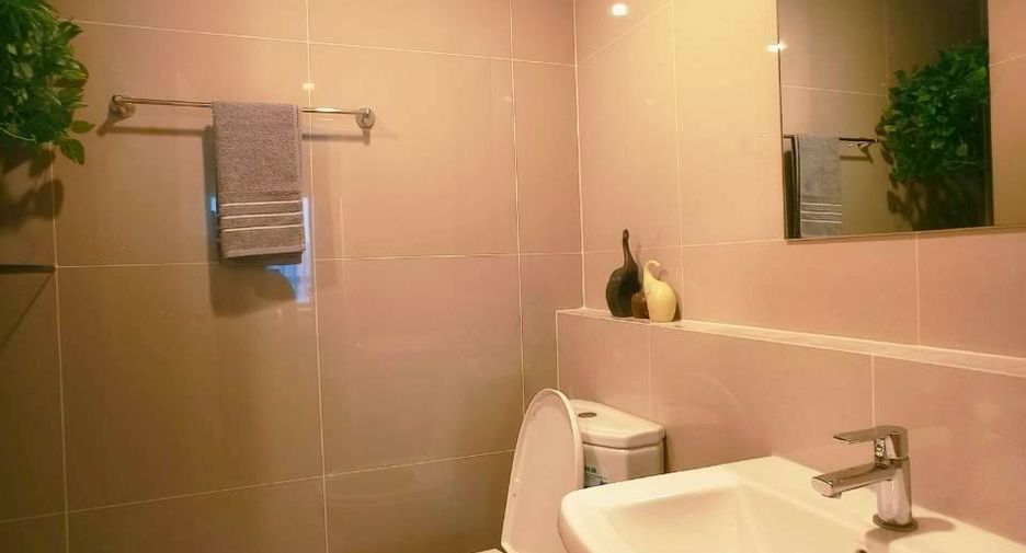 For rent 1 bed condo in Mueang Samut Prakan, Samut Prakan