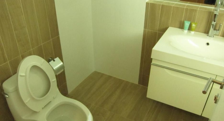 Haus zum Kauf und zur Miete mit 4 Zimmer in Prawet, Bangkok
