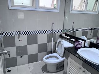 À louer 3 chambres maison à Mueang Samut Prakan, Samut Prakan
