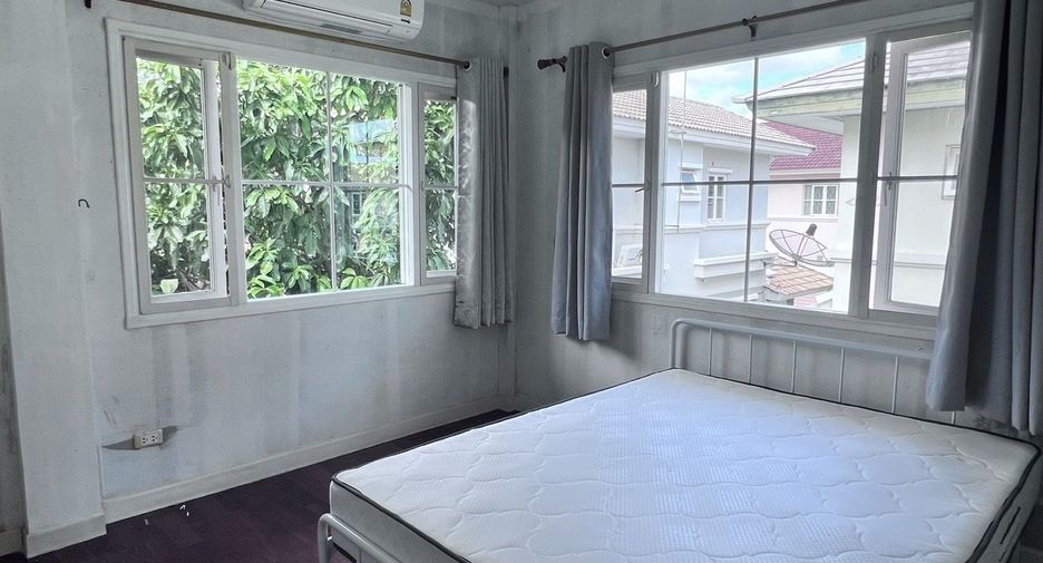 For rent 3 bedrooms house in Mueang Samut Prakan, Samut Prakan