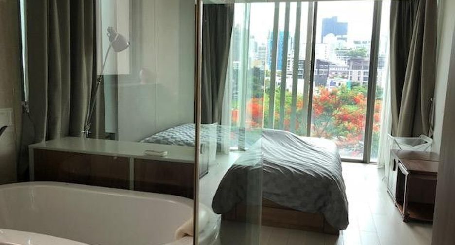 À vendre et à louer 2 chambres condo à Watthana, Bangkok