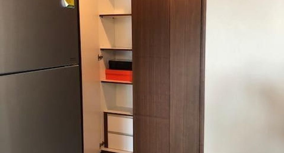 À vendre et à louer 2 chambres condo à Watthana, Bangkok