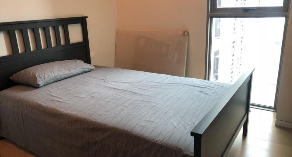 À vendre et à louer 2 chambres condo à Watthana, Bangkok