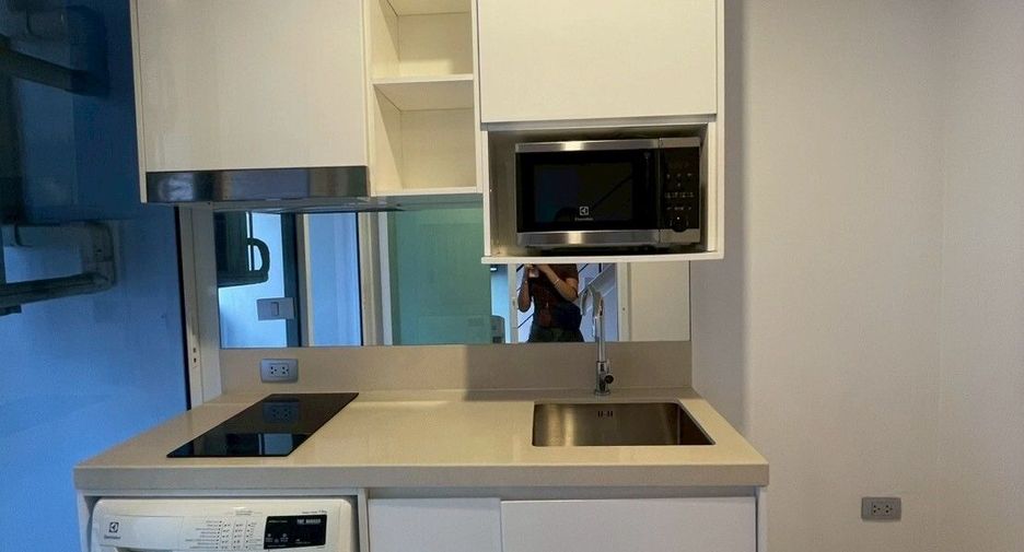 À louer 1 chambre condo à Bang Na, Bangkok