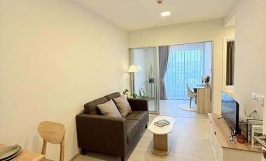 For rent 2 bedrooms condo in Phra Khanong, Bangkok