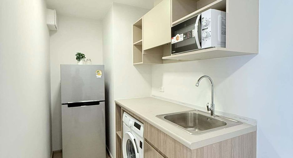 For rent 2 bedrooms condo in Phra Khanong, Bangkok