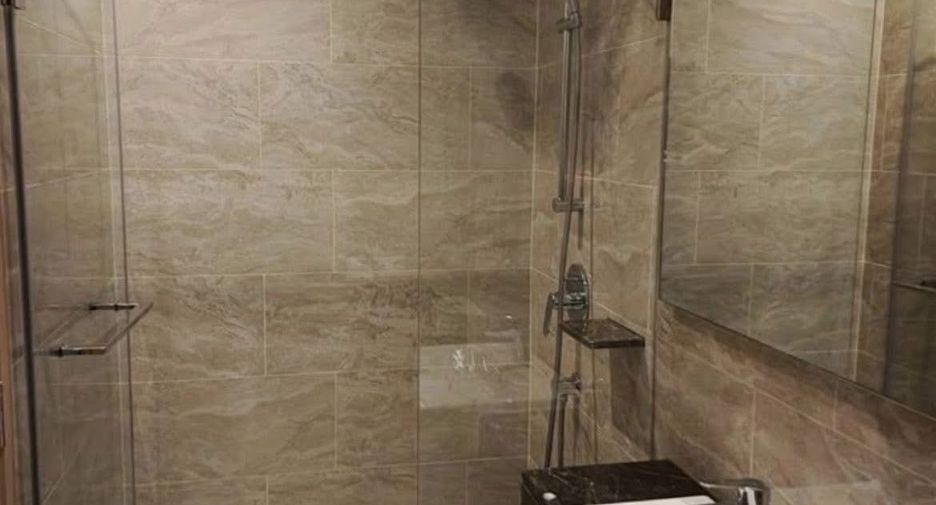 For sale and for rent 2 bedrooms condo in Huai Khwang, Bangkok
