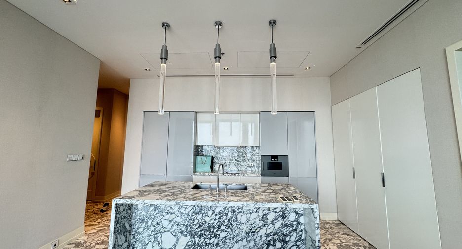 Wohnung zur Miete mit 2 Zimmer in Sathon, Bangkok
