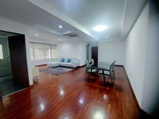 À louer 2 chambres appartement à Watthana, Bangkok