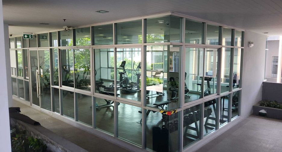 For rent 1 bed condo in Pathum Wan, Bangkok