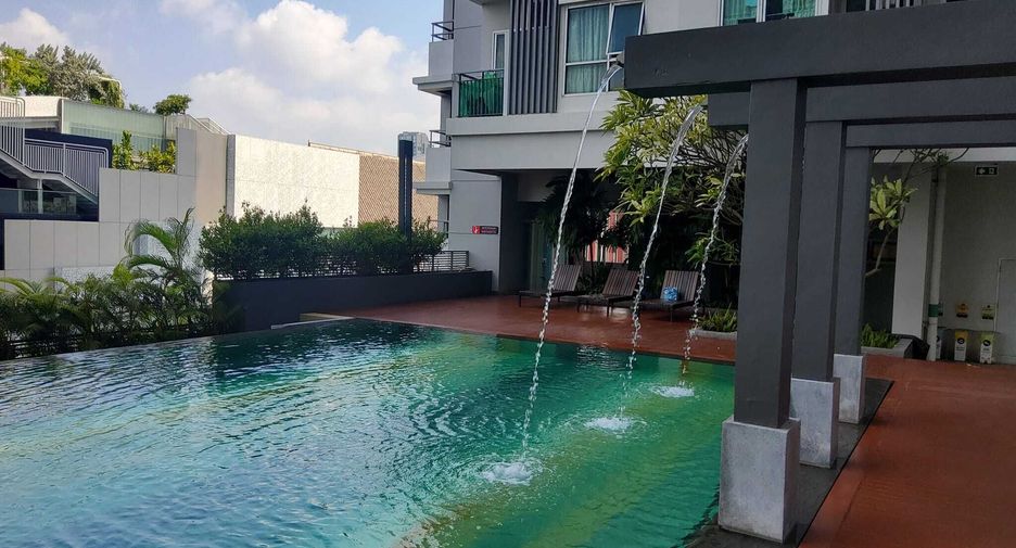 For rent 1 bed condo in Pathum Wan, Bangkok