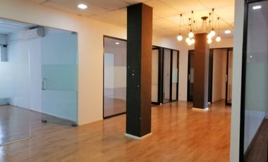 Oficina en alquiler en Sathon, Bangkok