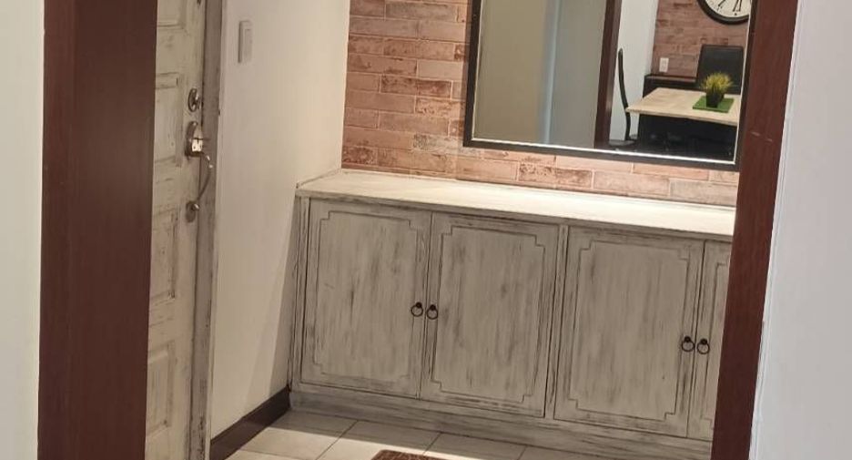 Condo en alquiler de 3 habitaciones en Khlong Toei, Bangkok