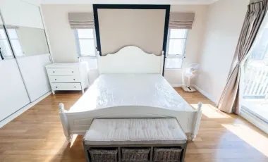 Wohnung zur Miete mit 2 Zimmer in Huai Khwang, Bangkok