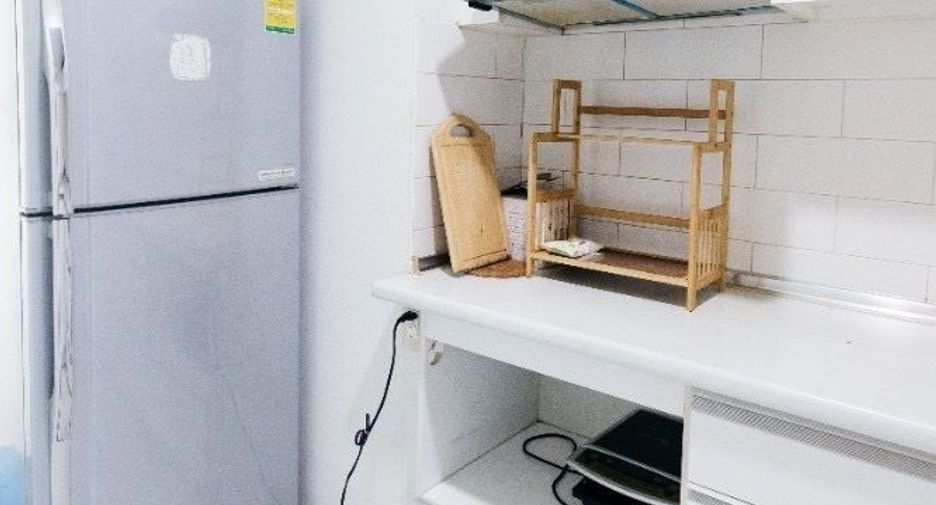 Wohnung zur Miete mit 2 Zimmer in Huai Khwang, Bangkok