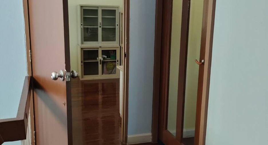 For sale studio house in Suan Luang, Bangkok