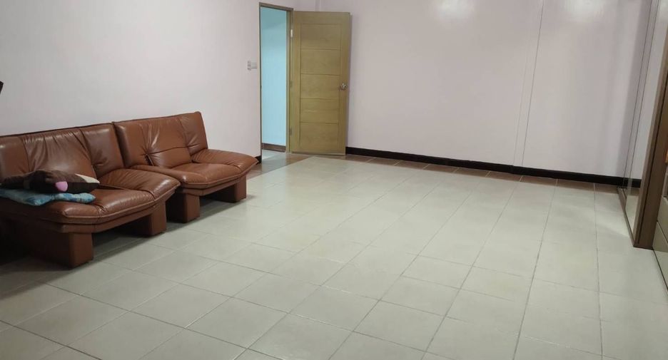 For sale studio house in Suan Luang, Bangkok
