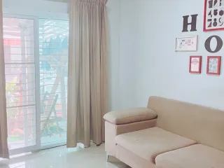 Casa adosada en venta de 3 habitaciones en Bang Bo, Samut Prakan