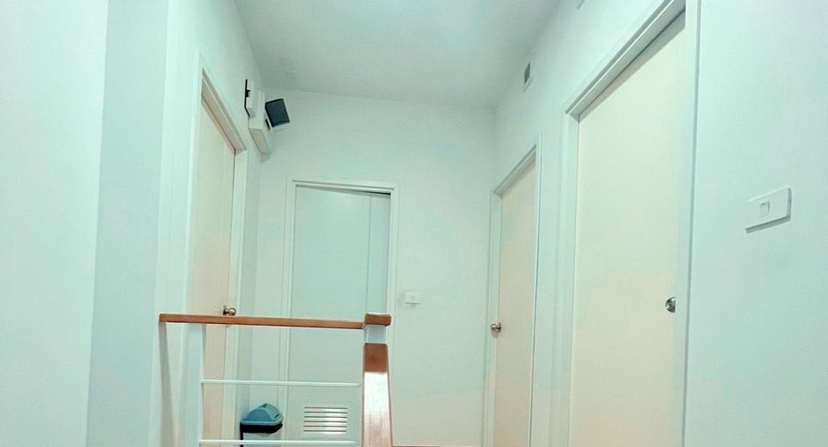 For sale 3 bedrooms townhouse in Bang Bo, Samut Prakan