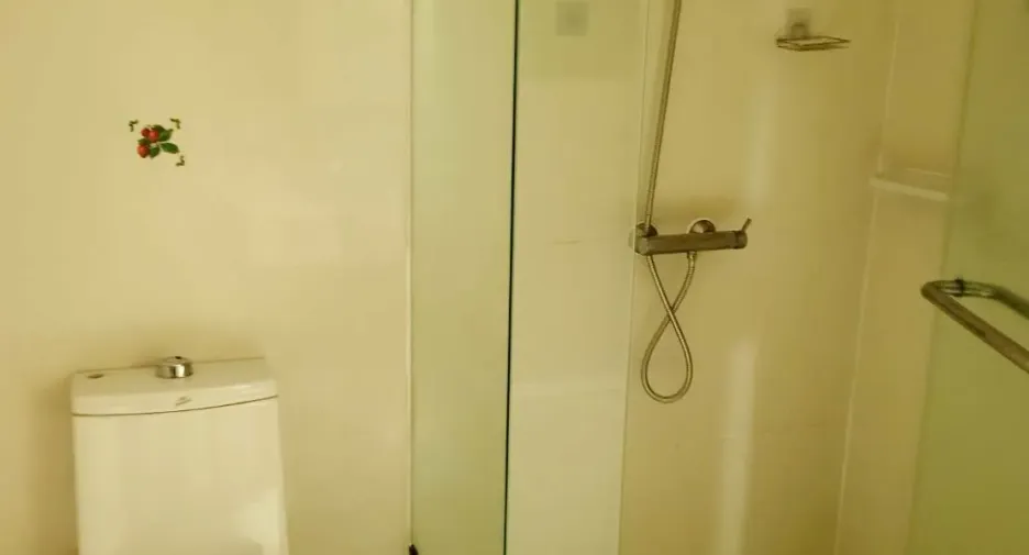 For rent 2 bedrooms condo in Huai Khwang, Bangkok