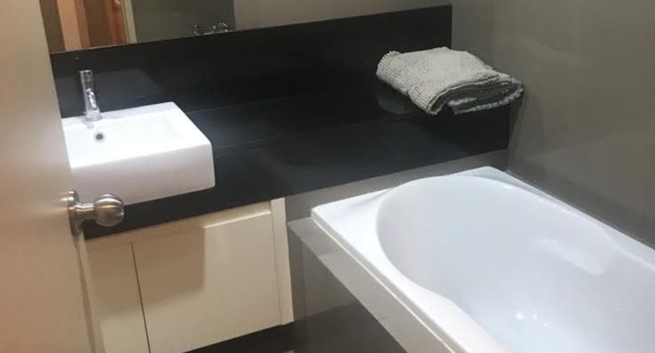Wohnung zur Miete mit 2 Zimmer in Khlong Toei, Bangkok