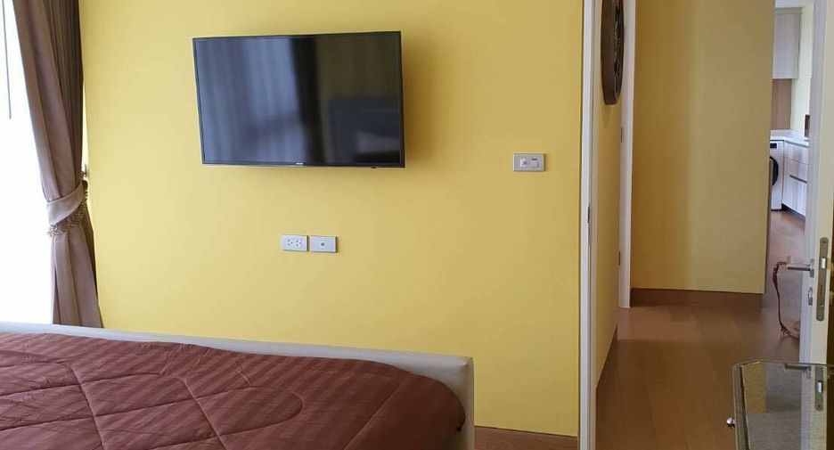 For rent 2 bedrooms condo in Khlong Toei, Bangkok