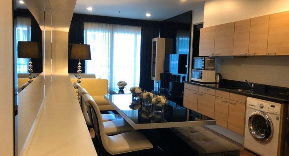 For rent 2 bedrooms condo in Pathum Wan, Bangkok