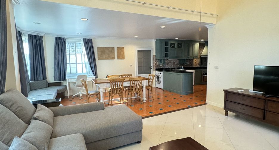 For rent 4 bedrooms house in Mueang Samut Prakan, Samut Prakan