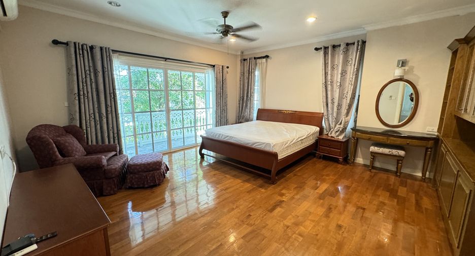 For rent 4 bedrooms house in Mueang Samut Prakan, Samut Prakan