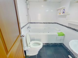 For rent 2 bedrooms condo in Phra Khanong, Bangkok