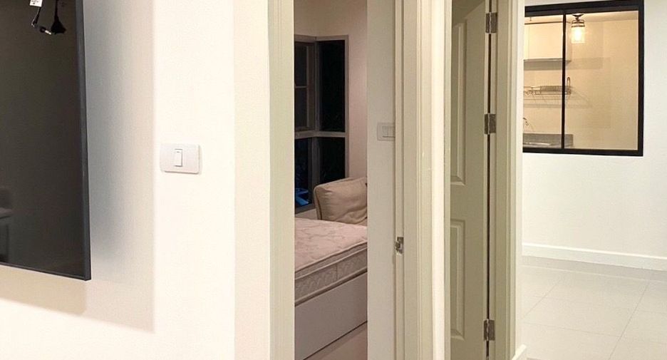 For sale 2 bedrooms condo in Phra Khanong, Bangkok