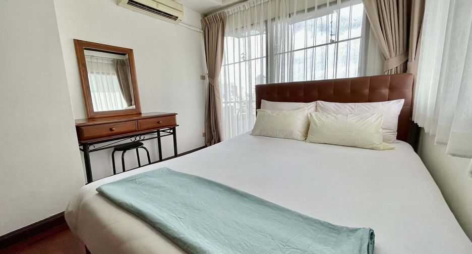For rent 2 bedrooms condo in Khlong Toei, Bangkok