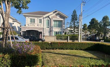 Haus zum Kauf und zur Miete mit 4 Zimmer in Bang Khen, Bangkok