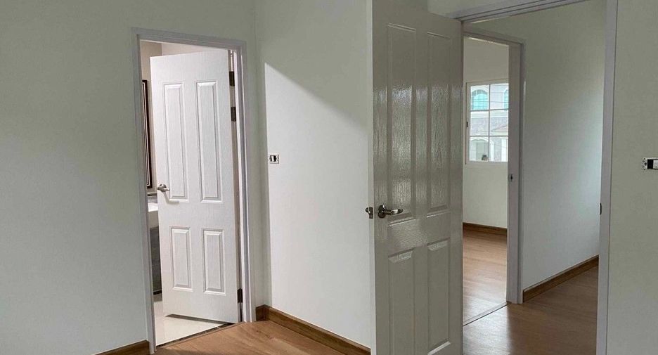 Haus zum Kauf und zur Miete mit 4 Zimmer in Bang Khen, Bangkok