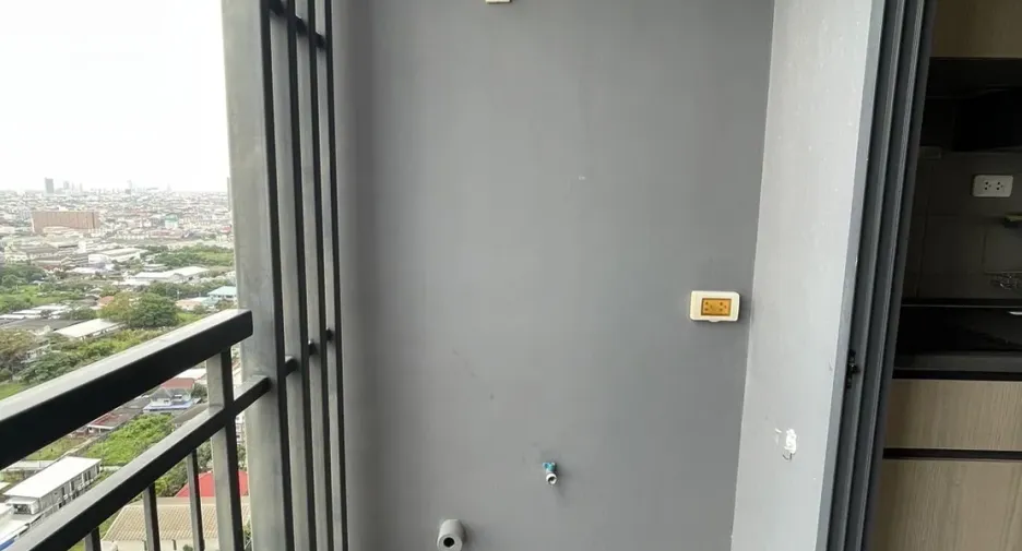 Wohnung zum Kauf mit Studio in Phra Pradaeng, Samut Prakan