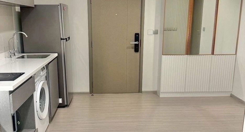 For rent 1 bed condo in Huai Khwang, Bangkok