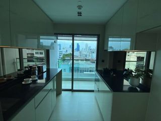 For sale 1 Beds condo in Bang Rak, Bangkok