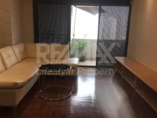 Condo en alquiler de 3 habitaciones en Watthana, Bangkok