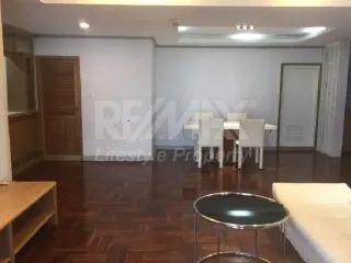 Condo en alquiler de 3 habitaciones en Watthana, Bangkok
