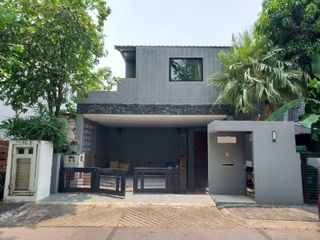For sale そして for rent 3 ベッドルーム house in Wang Thonglang, Bangkok