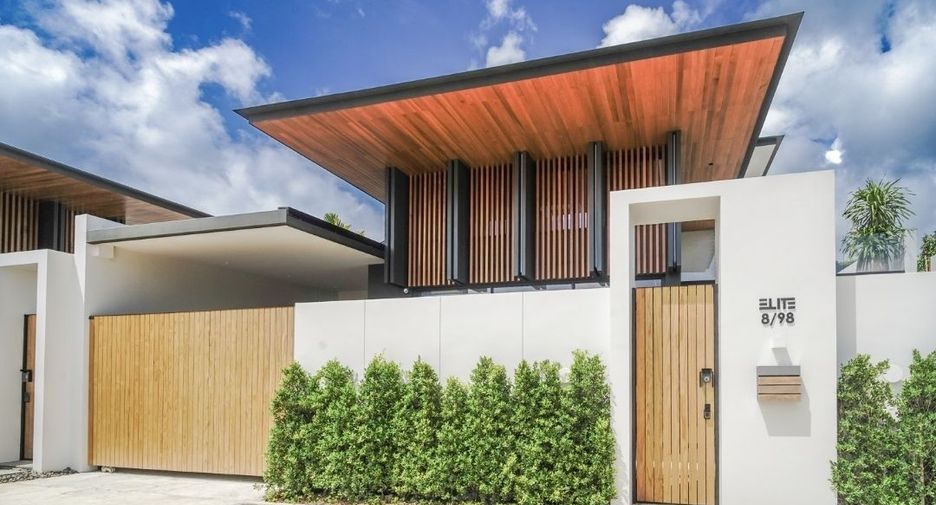 For rent 3 bedrooms villa in Mueang Phuket, Phuket