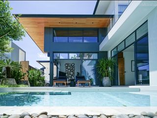 For rent 3 bedrooms villa in Mueang Phuket, Phuket