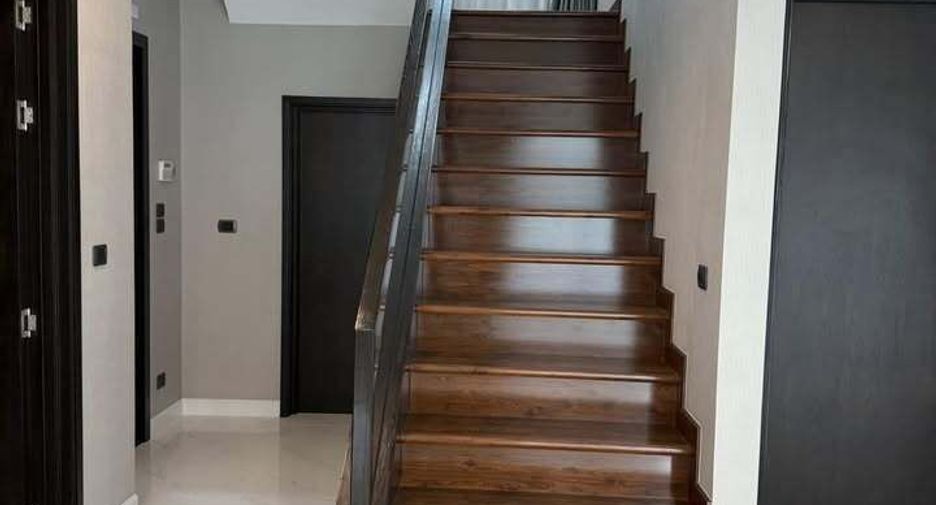 For rent 3 bedrooms house in Lat Krabang, Bangkok