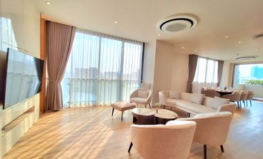 For rent 3 bedrooms condo in Mueang Samut Prakan, Samut Prakan
