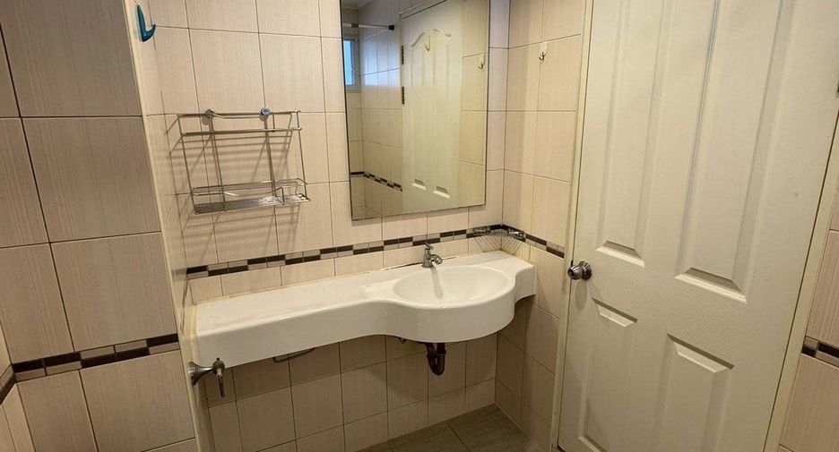 For sale 1 bed condo in Bang Khae, Bangkok