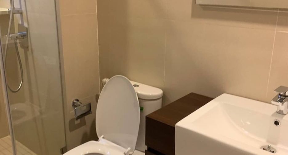 For sale 3 bedrooms townhouse in Suan Luang, Bangkok